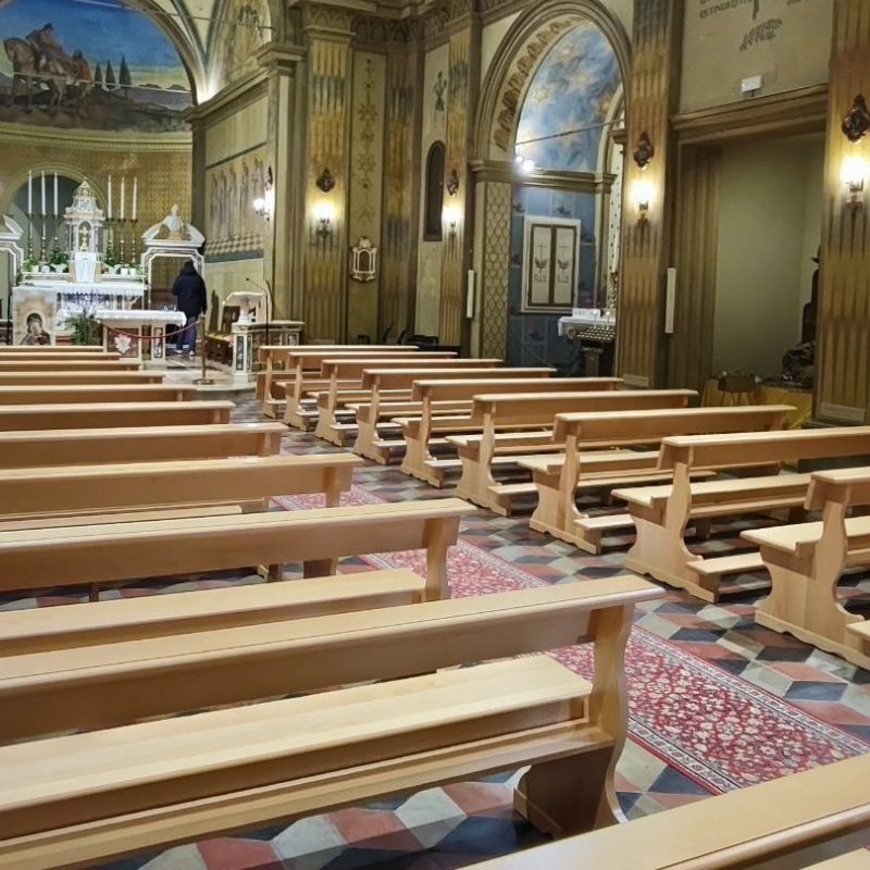 Domenica 14 dicembre benedizione dei nuovi&nbsp;banchi